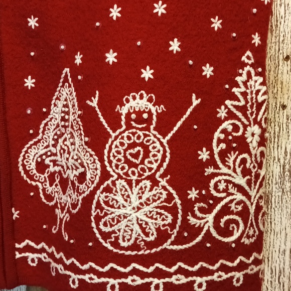 Christmas Red Vest Merino WoolEmbroidered Winter Festive Medium - Picture 2 of 13